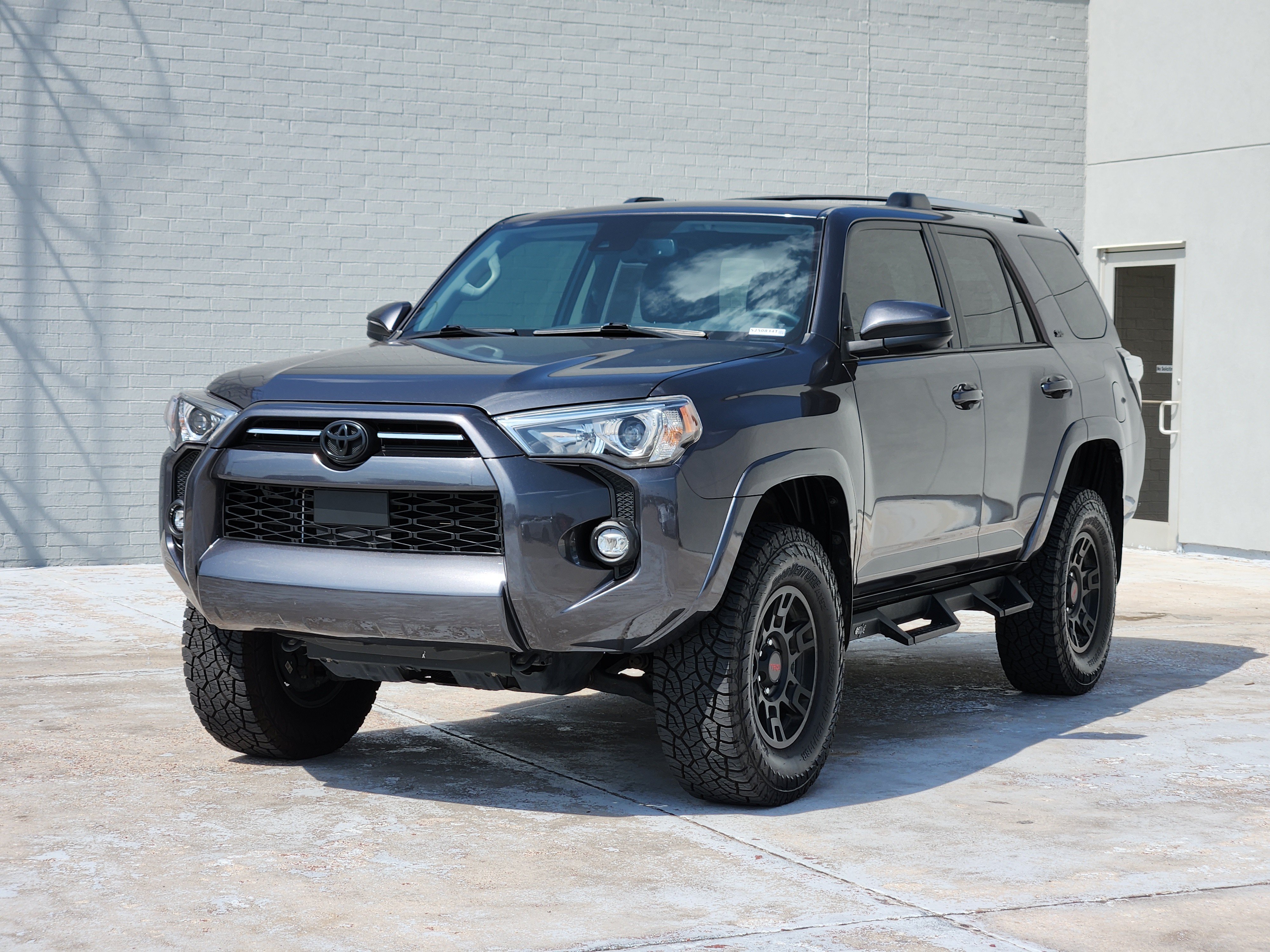 Used 2021 Magnetic Gray Metallic Toyota SR5 image 4
