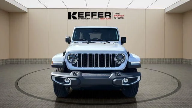 2025 Jeep Wrangler 4-Door Sahara - Photo 9