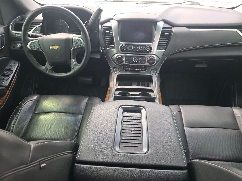 Used 2017 Pepperdust Metallic Chevrolet Premier image 21