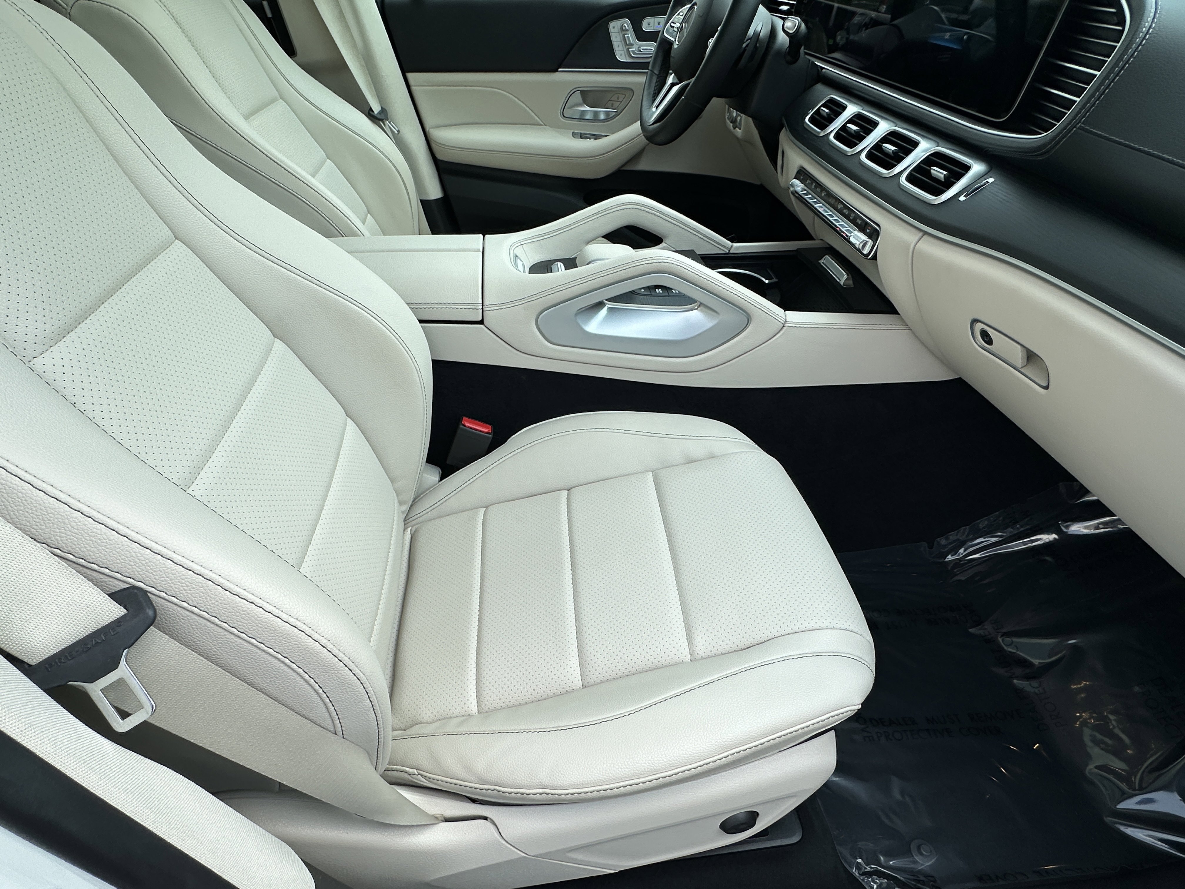 Used 2023 White Mercedes-Benz GLS 450 image 15