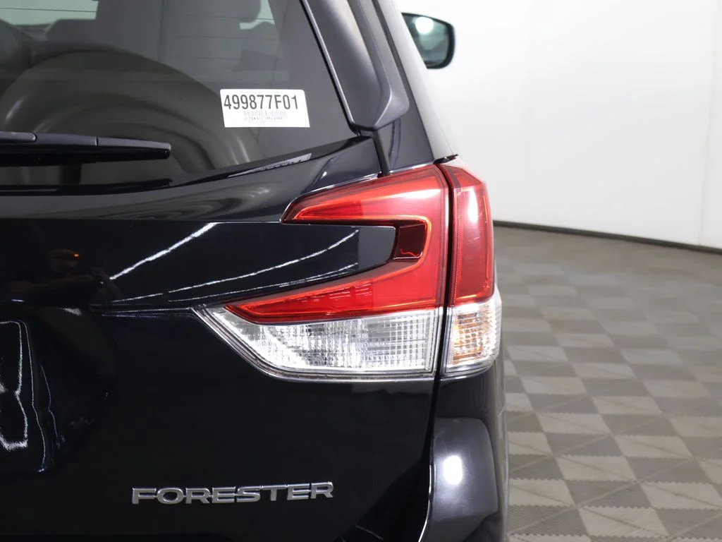 Used 2021 Black Subaru Premium image 16