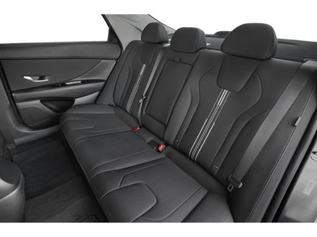 2025 Hyundai Elantra SEL - Photo 15