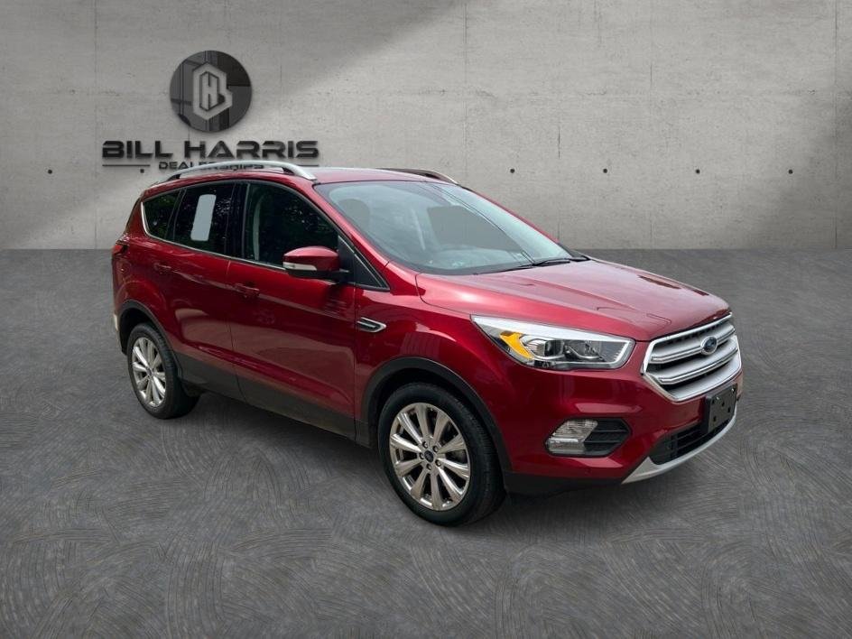 2018 Ford Escape Titanium's photo