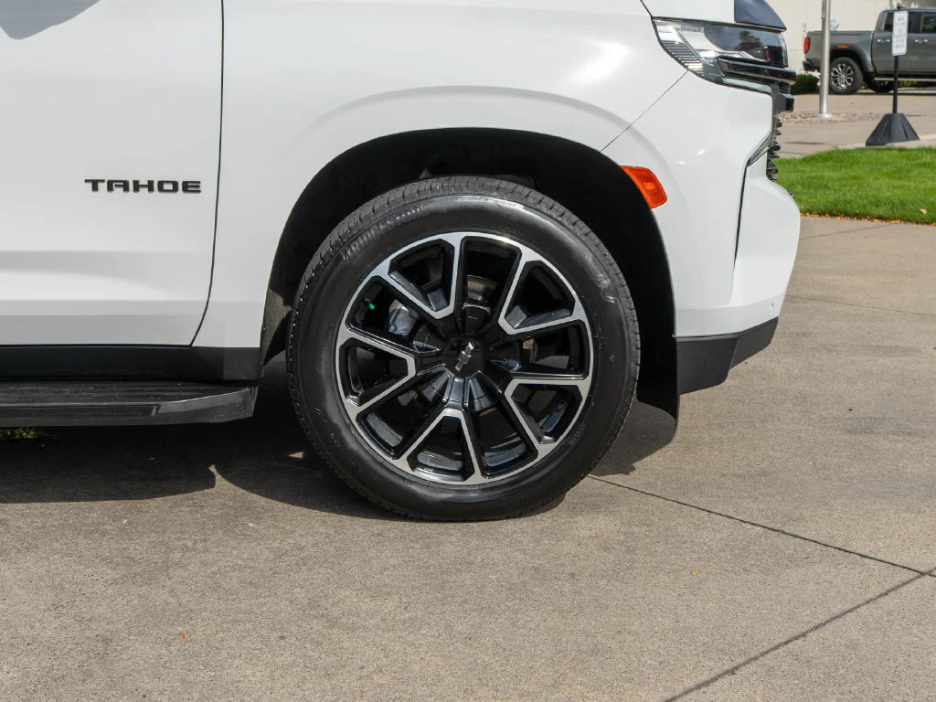 Used 2021 White Chevrolet RST image 43