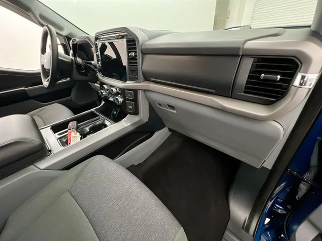 Used 2024 Blue Ford XLT image 13