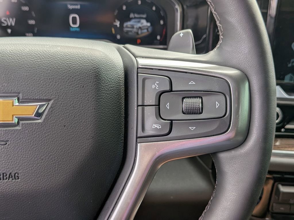 2025 Chevrolet Silverado 1500 LT - Photo 18