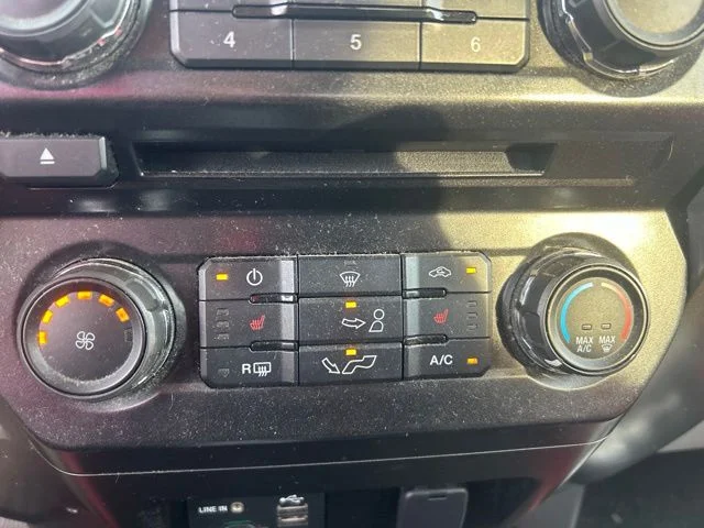 Used 2015 Red Ford XLT image 11