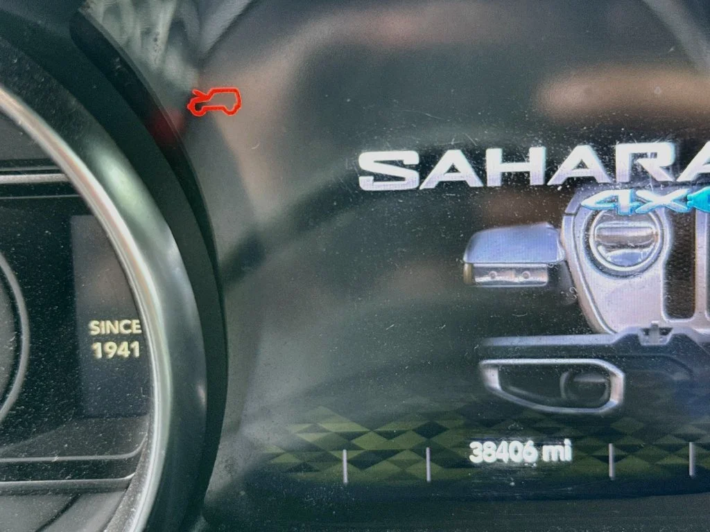 Used 2023 Black Jeep Sahara 4xe image 13