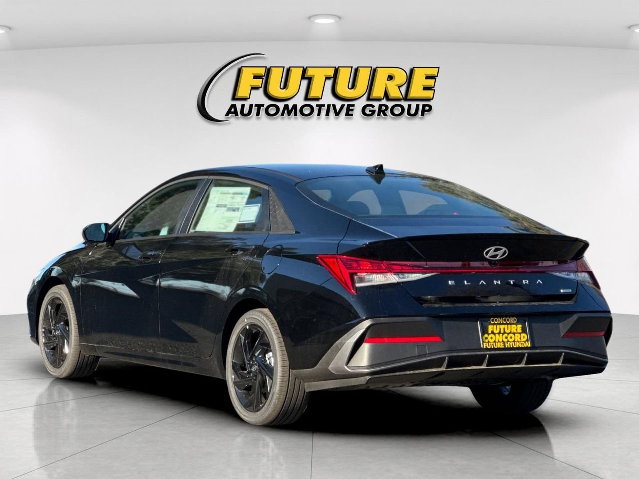 New 2026 Black Hyundai SEL Sport Plus image 5