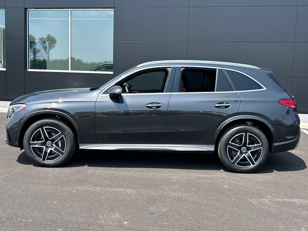 New 2026 Graphite Grey Metallic Mercedes-Benz GLC 300 image 39