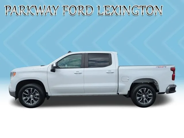 Used 2022 White Chevrolet LT image 8