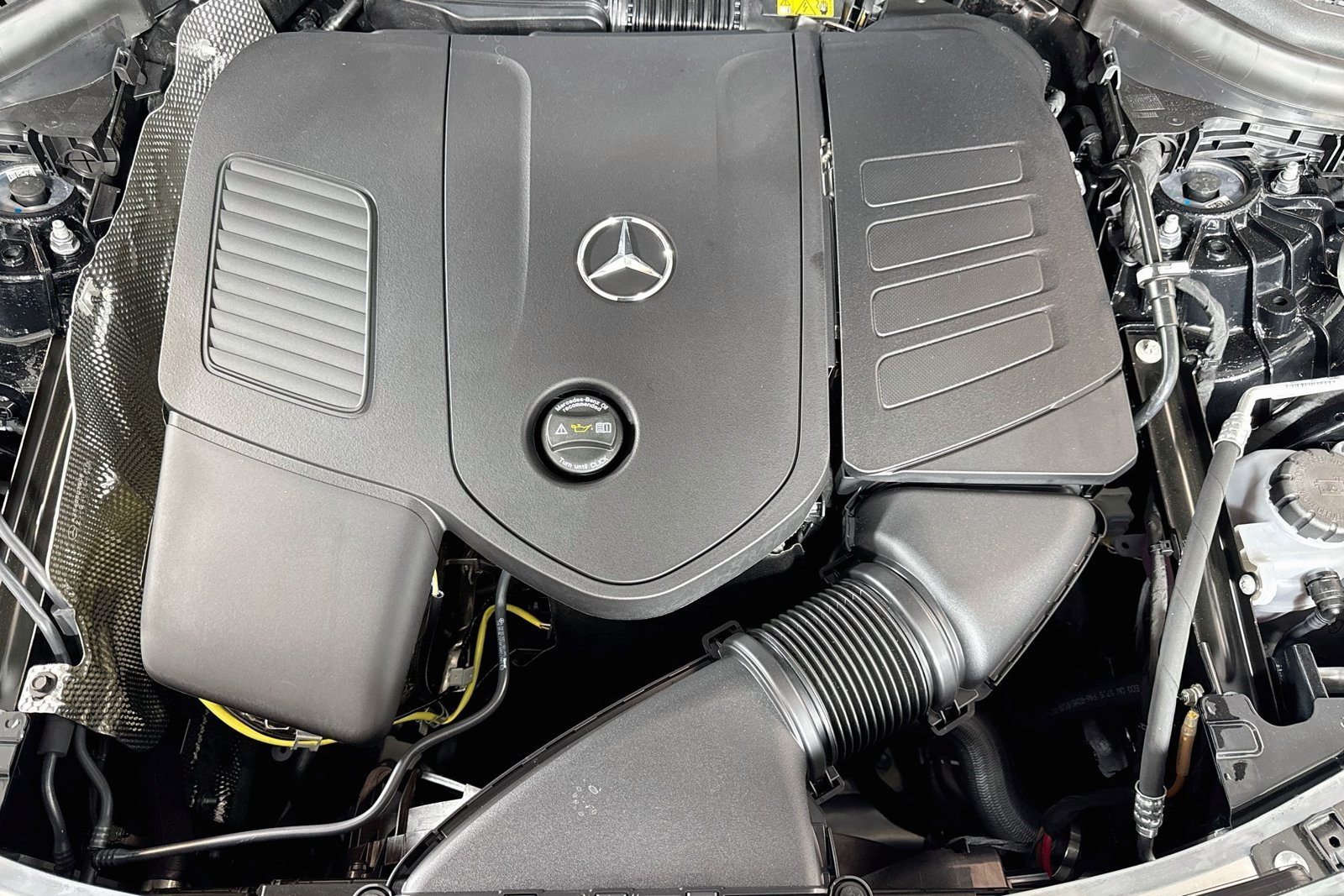 New 2026 Black Mercedes-Benz GLC 300 image 28
