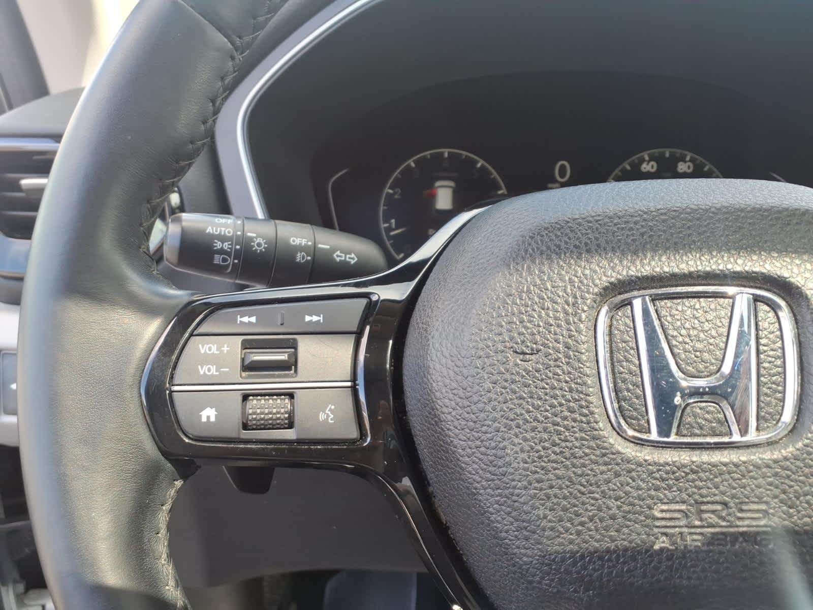 Certified Used 2023 Platinum White Pearl Honda Touring image 22