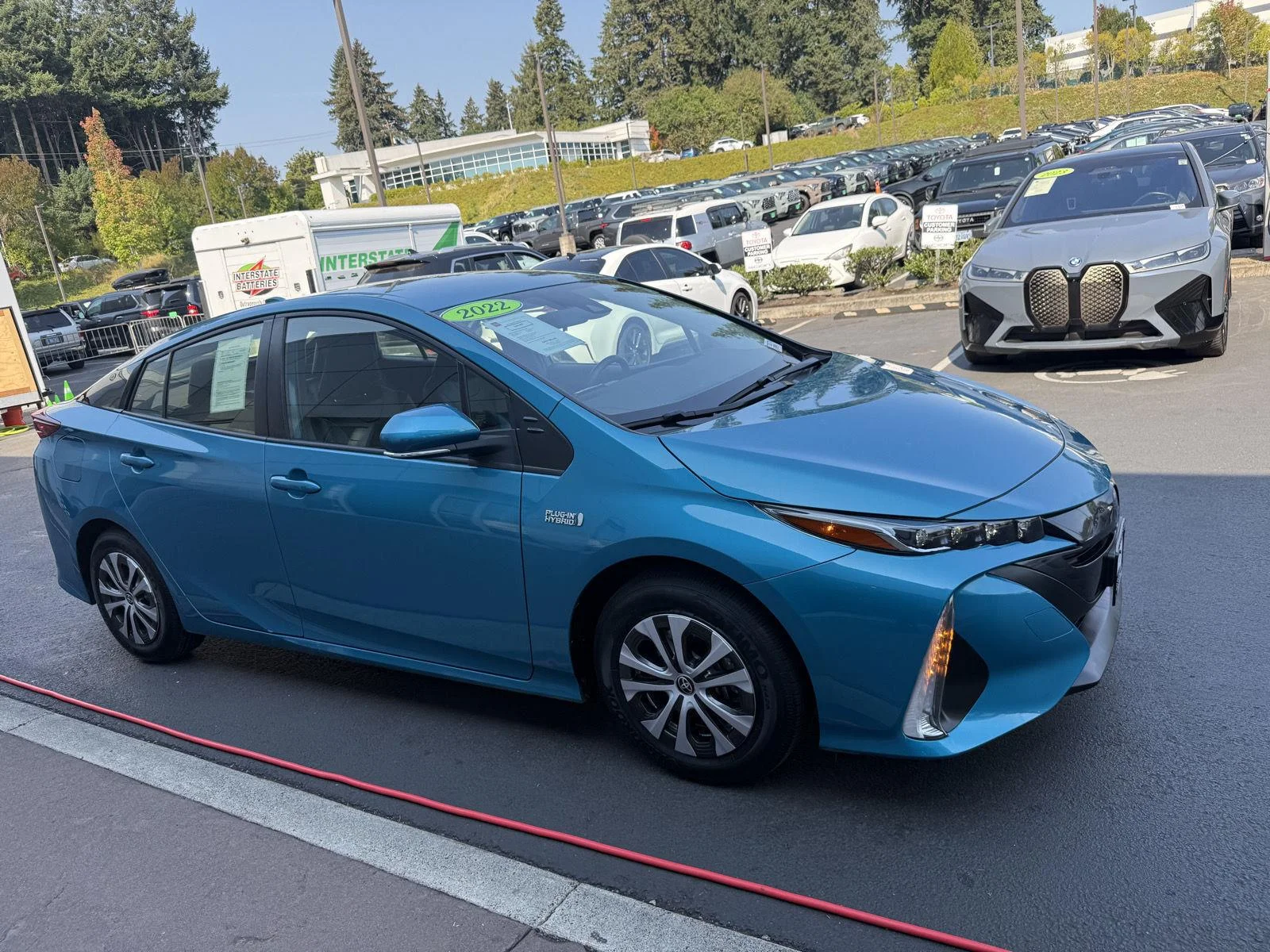 Used 2022 Blue Magnetism Toyota XLE image 8