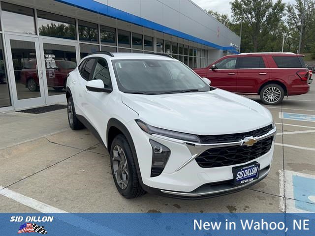 2026 Chevrolet Trax LT - Photo 7