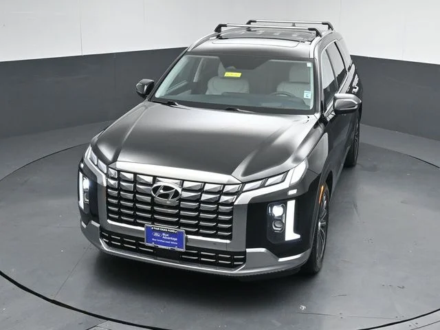 Certified Used 2025 Abyss Black Pearl Hyundai Calligraphy image 46