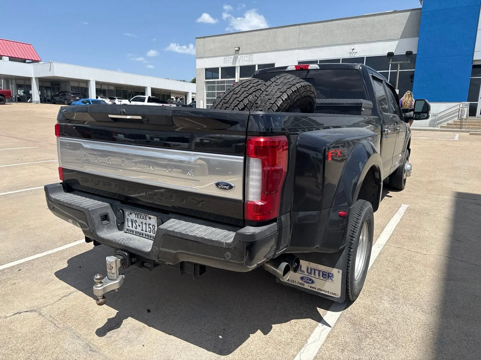 Used 2019 Black Ford Platinum image 8