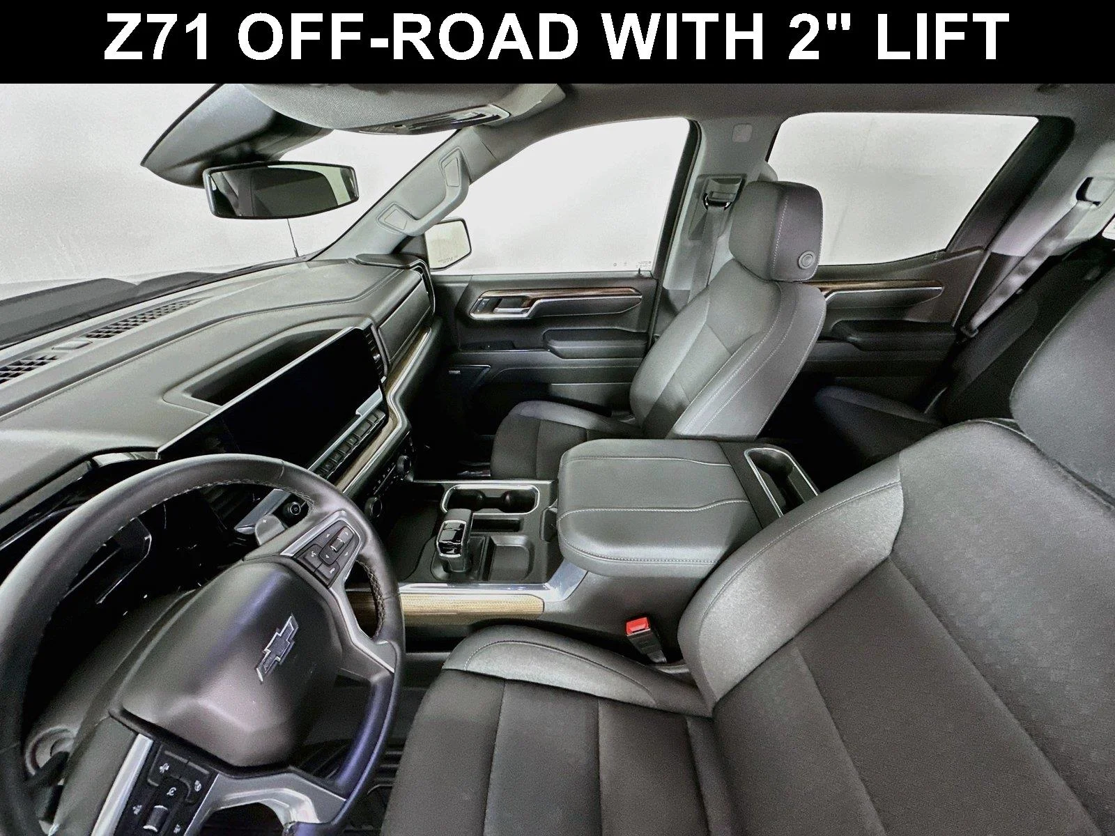 Used 2025 Sterling Gray Metallic Chevrolet LT Trail Boss image 5
