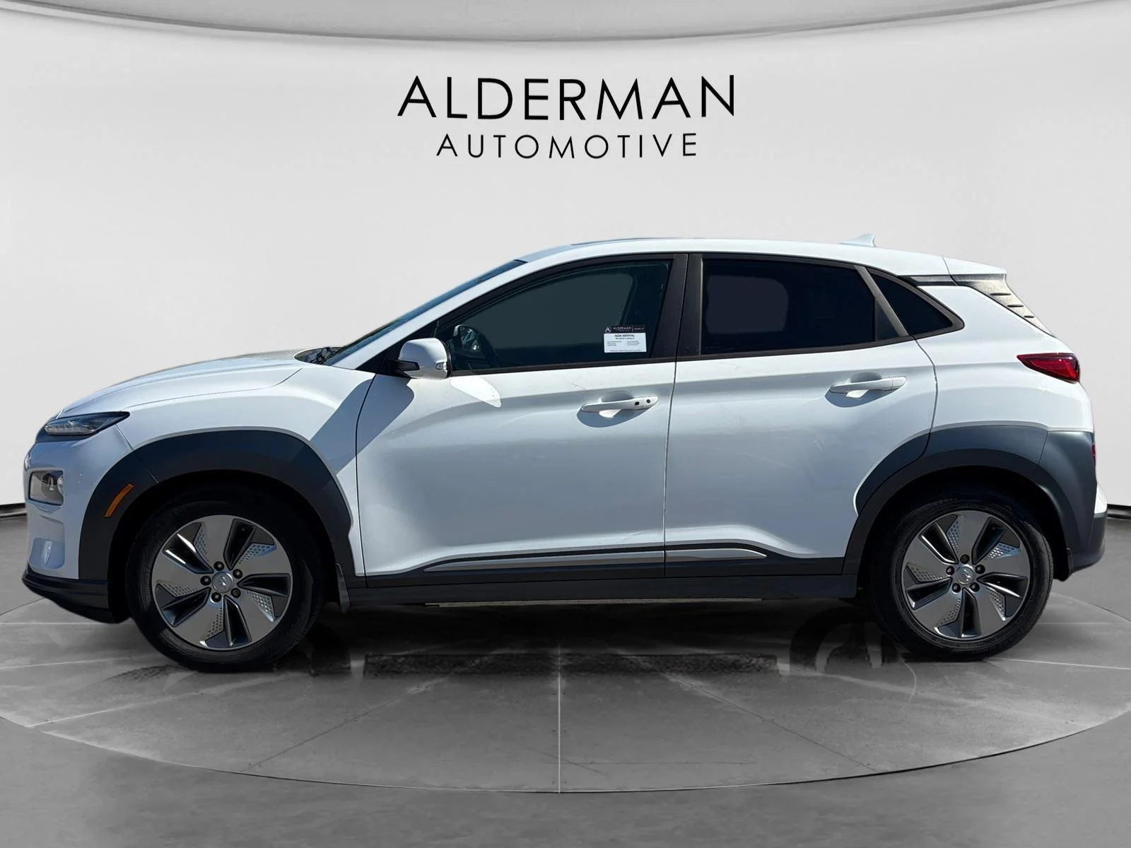 Used 2021 Lunar White Hyundai Ultimate image 2