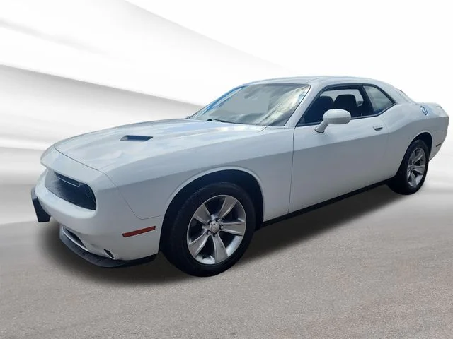 Certified Used 2020 White Knuckle Clearcoat Dodge SXT image 3