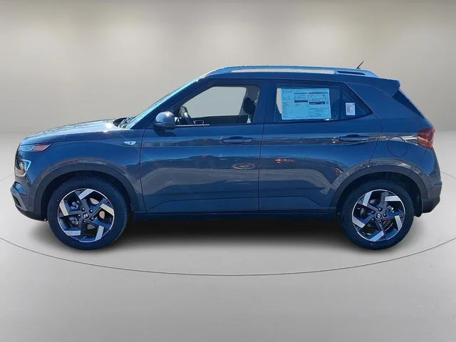 New 2026 Gray Hyundai SEL image 4
