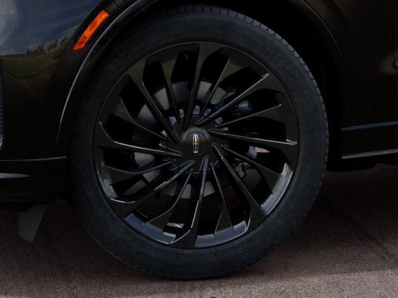 New 2027 Infinite Black Metallic Clearcoat Lincoln Reserve image 19