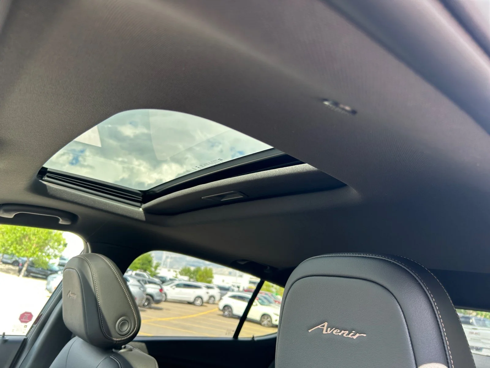 New 2026 Ebony Twilight Metallic Buick Avenir image 18