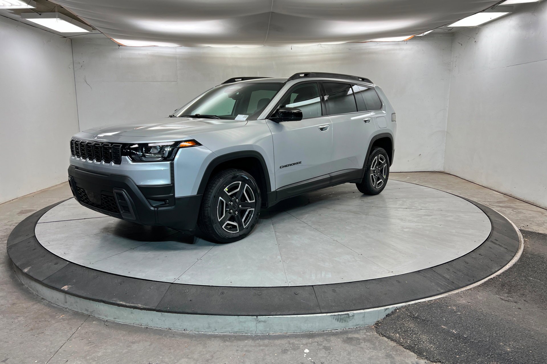 2026 Jeep Cherokee Limited HEV 4X4's photo