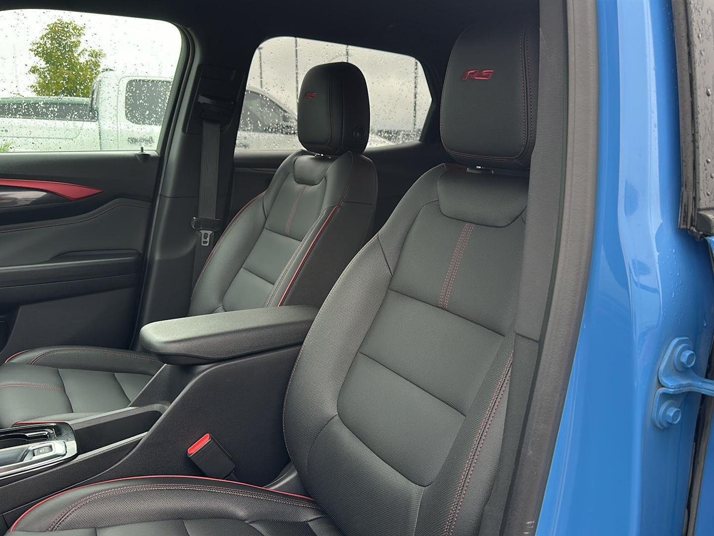 Used 2024 Fountain Blue Chevrolet RS image 8