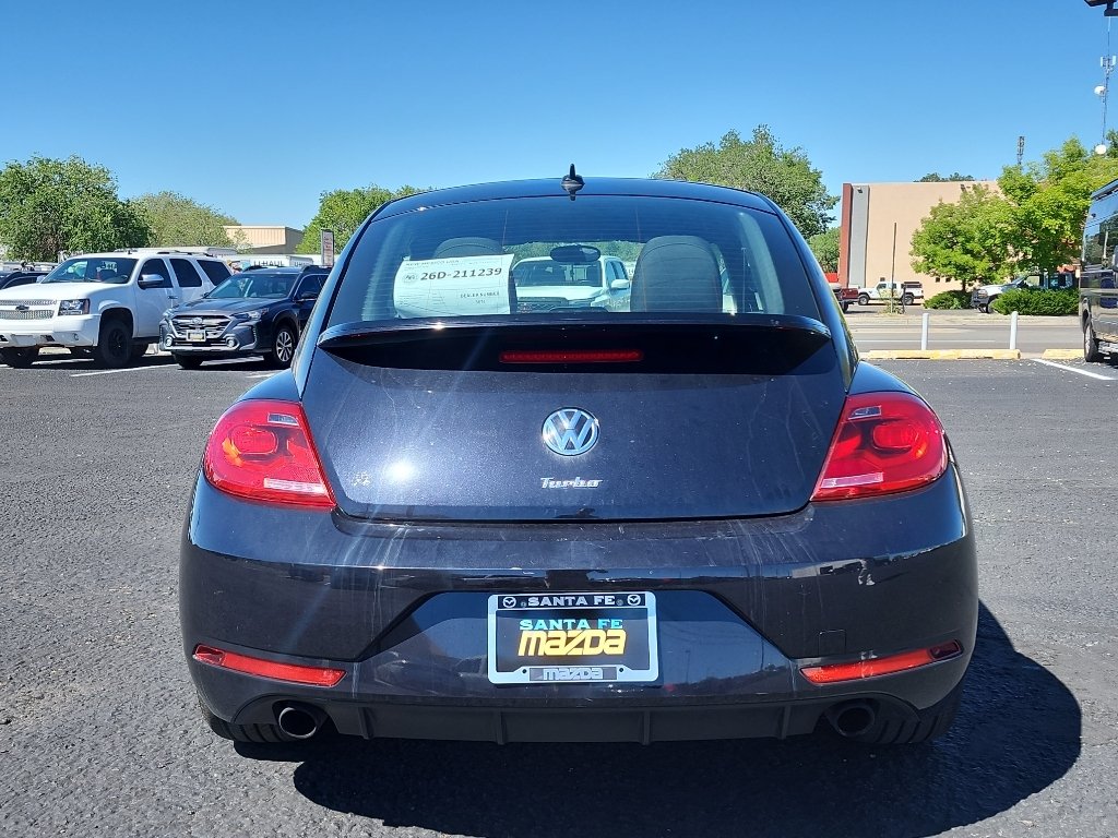 Used 2014  Volkswagen R-Line image 7