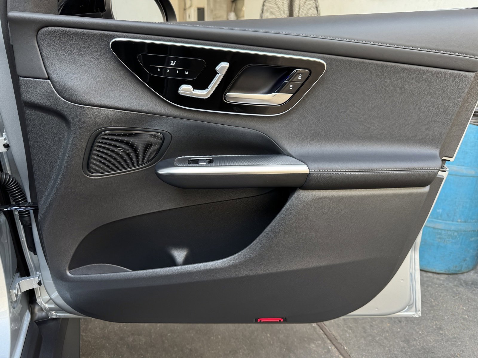 New 2026 Cirrus Silver Metallic Mercedes-Benz GLC 300 image 39