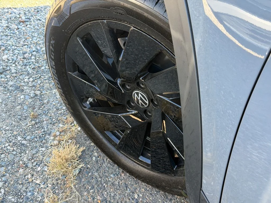 New 2026 Pure Gray Volkswagen 2.0T SE w/Technology image 12