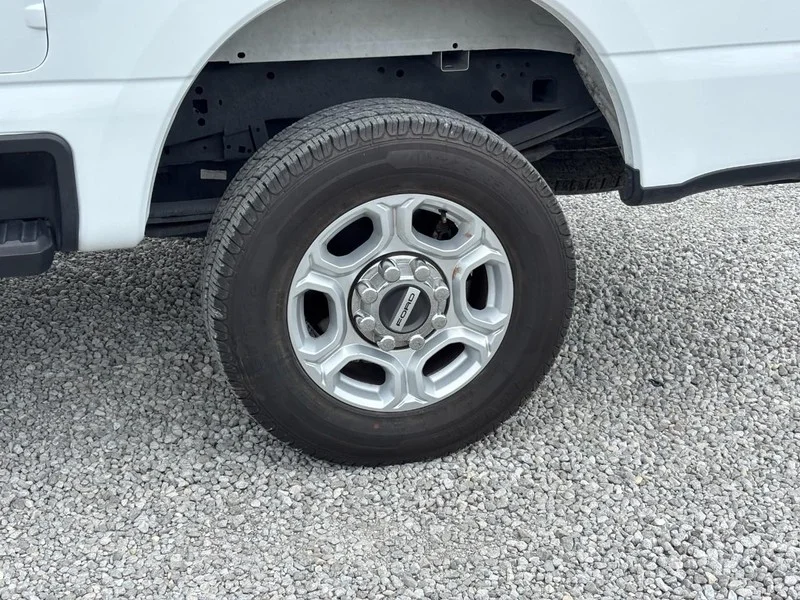 Used 2025 White Ford XLT image 12