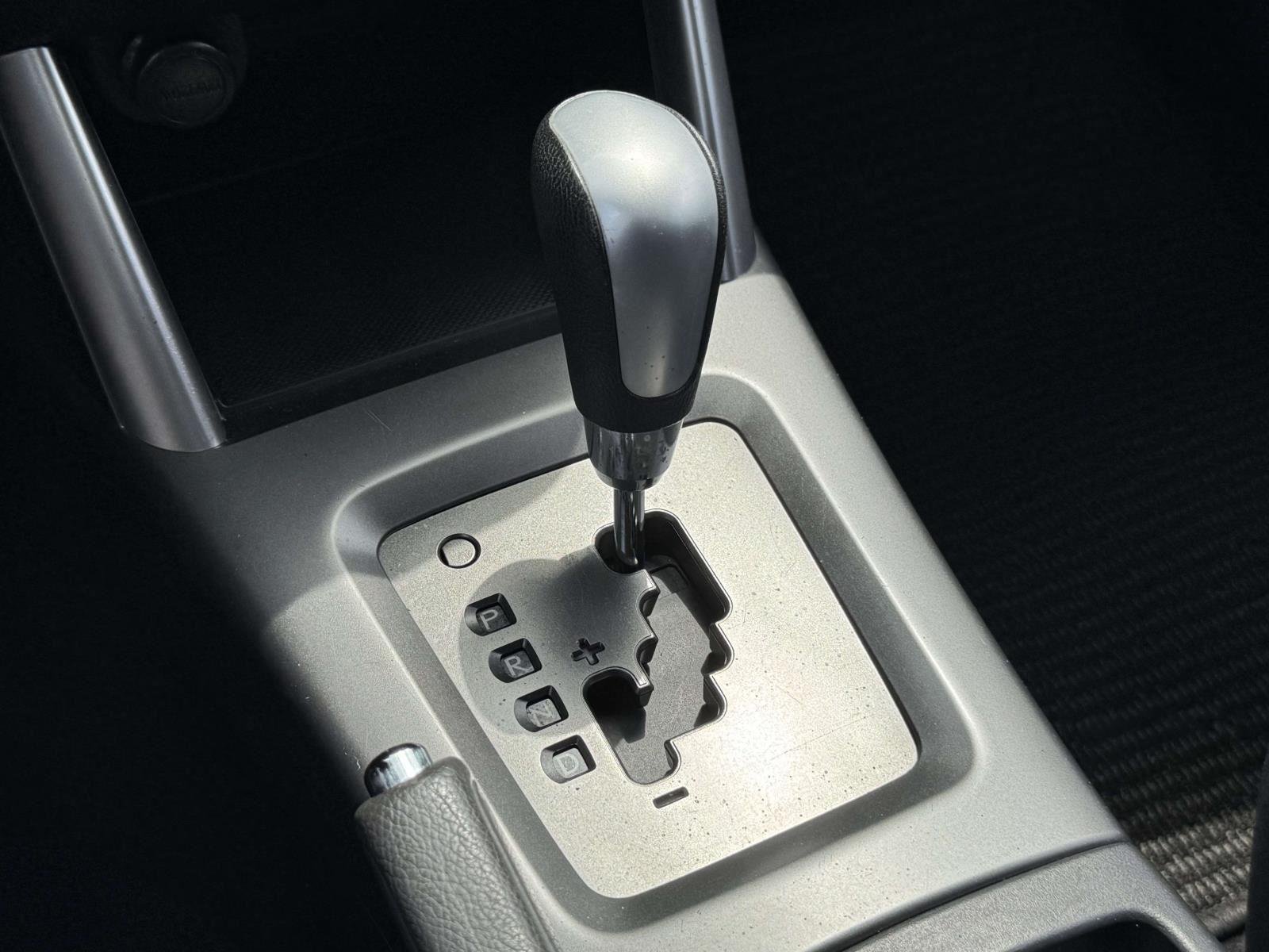 Used 2013 Ice Silver Metallic Subaru 2.5X image 18