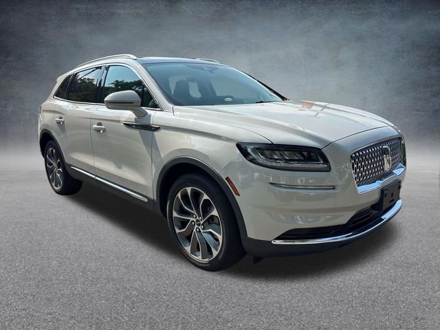 Used 2022 Pearl Metallic Lincoln Reserve image 6