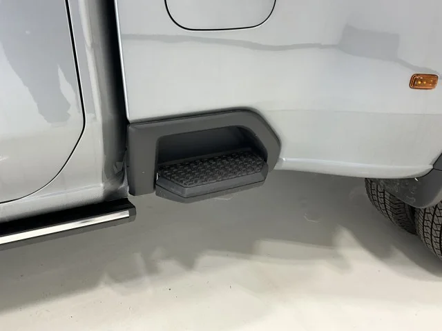 2026 GMC Sierra 3500HD Denali - Photo 13