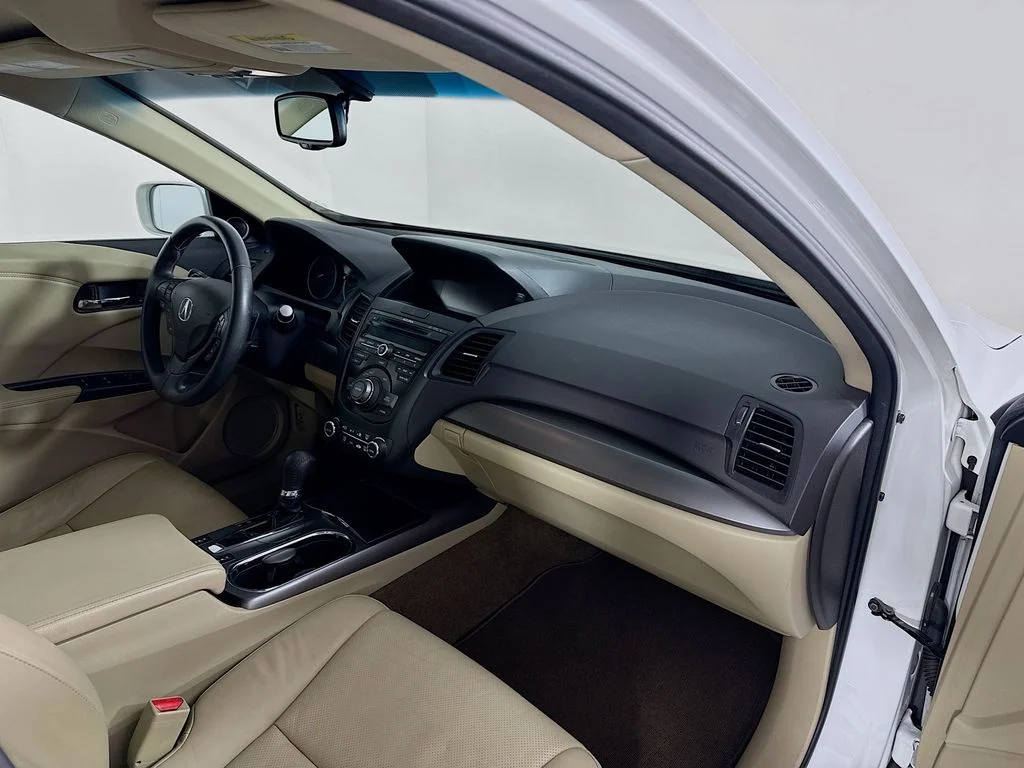 Used 2014 White Diamond Pearl Acura Technology Package image 30