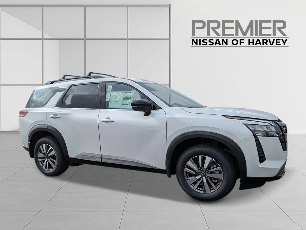 New 2026 Everest White Pearl TriCoat Nissan SL image 6