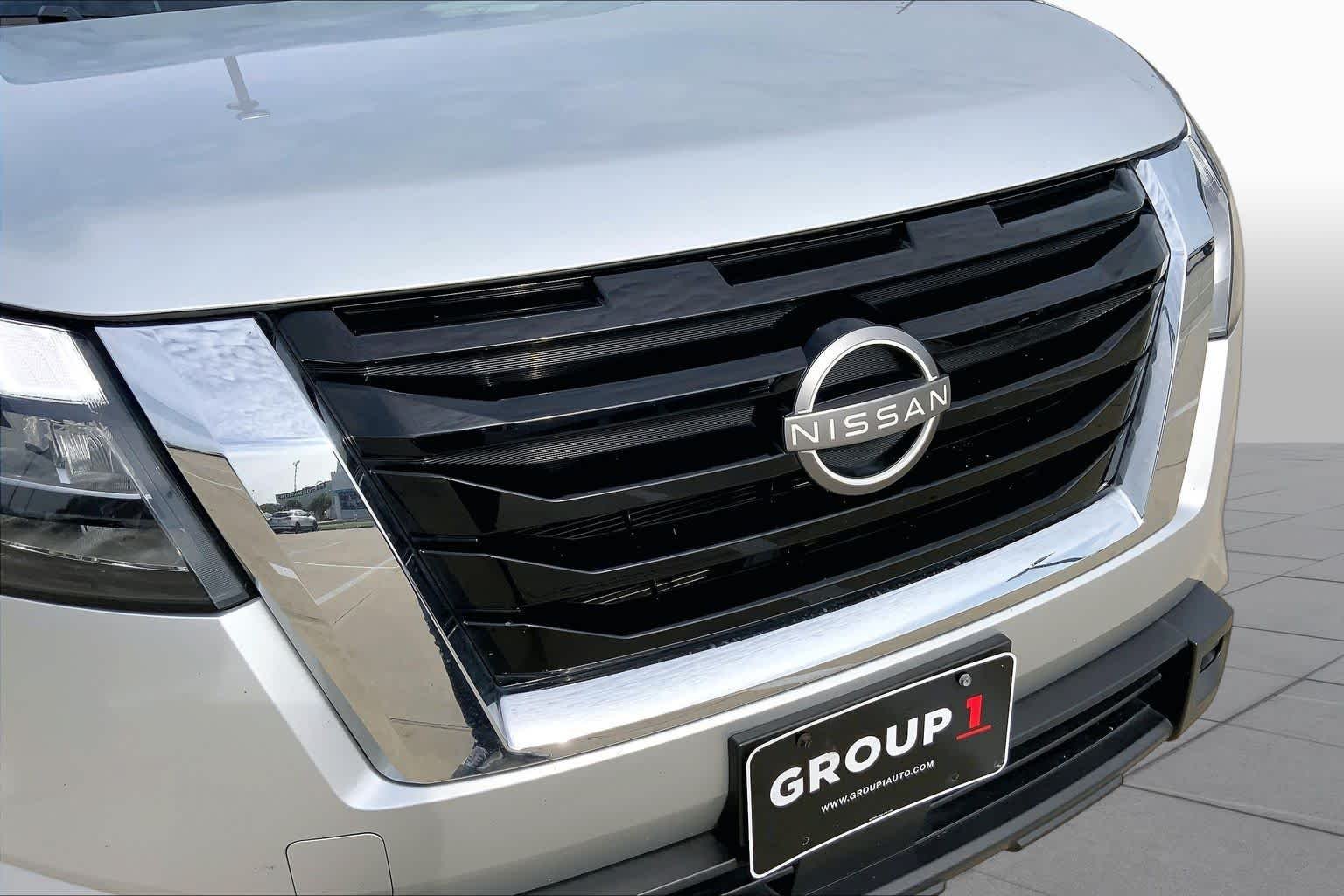 Used 2024 Brilliant Silver Metallic Nissan SV image 28
