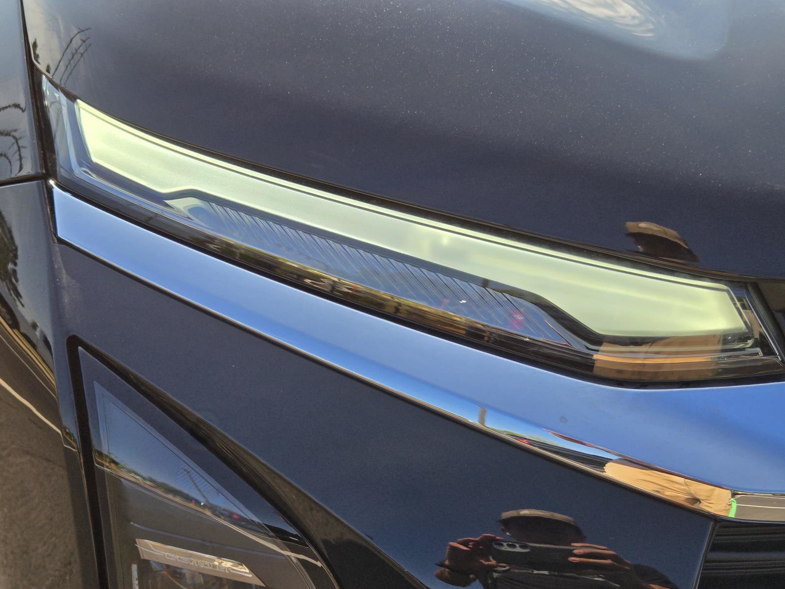 New 2026 Mosaic Black Metallic Chevrolet LT image 4