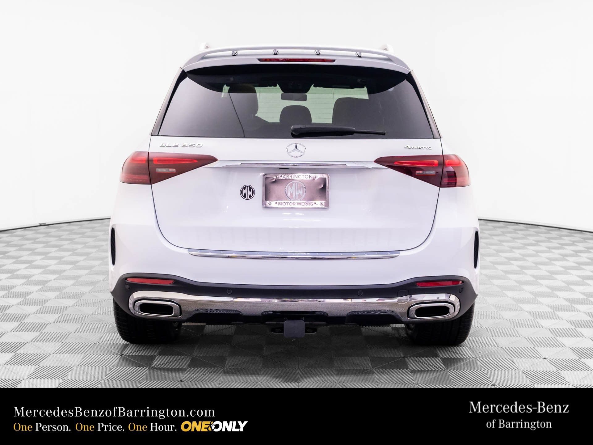 New 2026 MANUFAKTUR Moonlight White Metallic Mercedes-Benz GLE 350 image 47