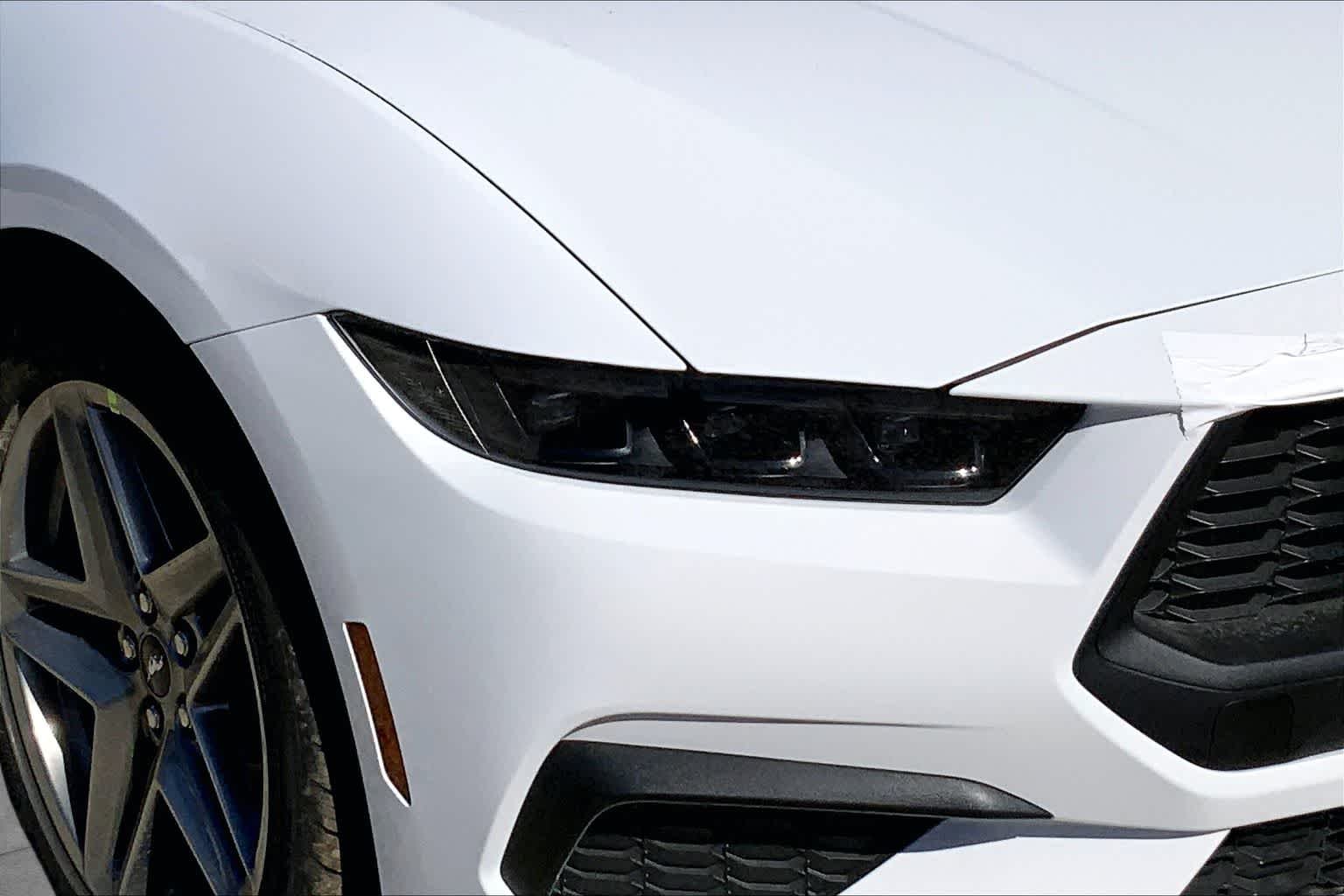 New 2026 Oxford White Ford EcoBoost® Fastback image 10