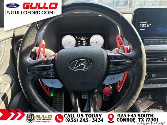 Used 2023 Racing Red Hyundai Base image 12