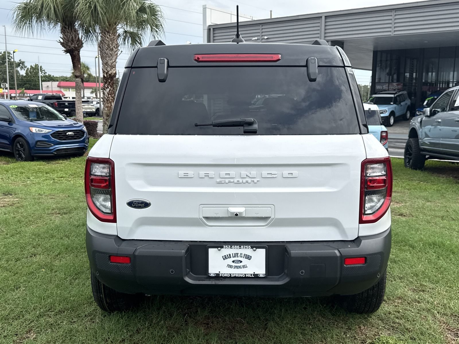 Used 2025 White Ford Outer Banks image 6