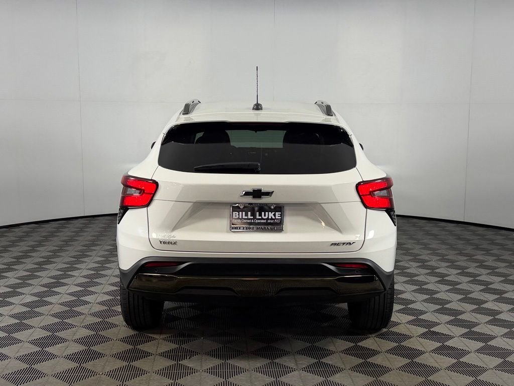 Certified Used 2025 White Chevrolet ACTIV image 9