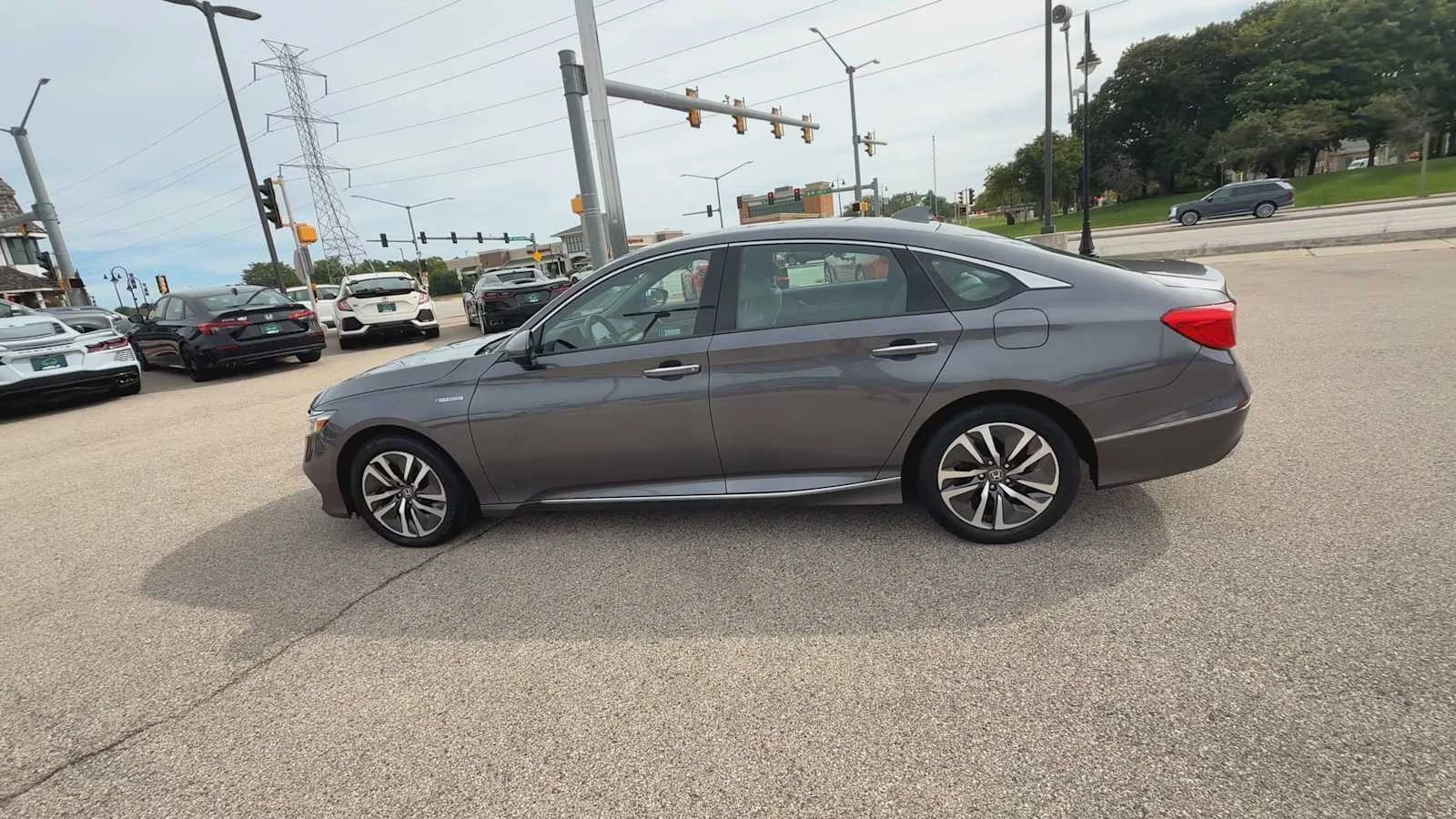 2019 Honda Accord Hybrid Touring - Photo 5