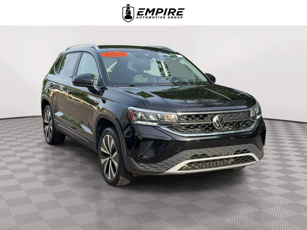 2024 Volkswagen Taos's photo