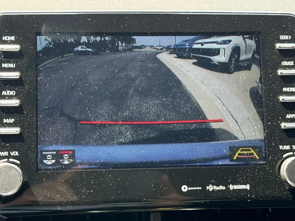 Used 2022 Pearl Toyota XLE image 19