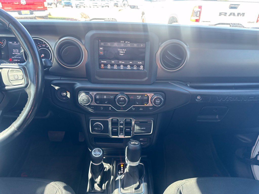 Certified Used 2022 White Jeep Unlimited Sport S image 13