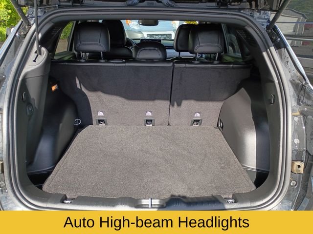 Used 2023 Black Jeep Latitude image 23